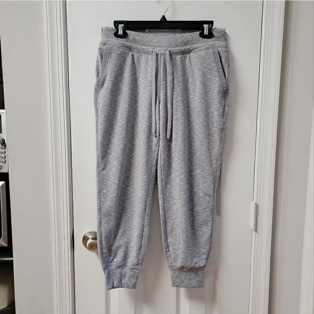 Athleta Joggers Cropped 6